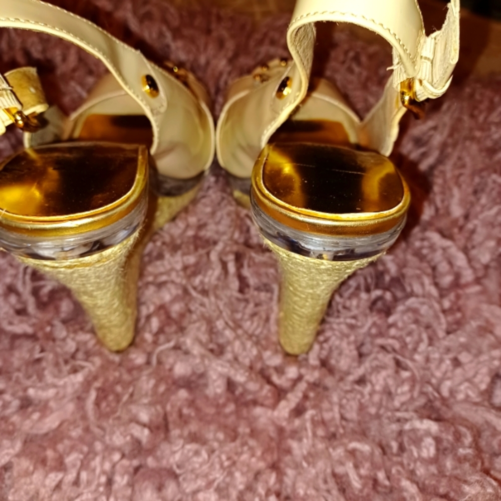 Final price on Michael Kors Heels - Picture 6 of 9